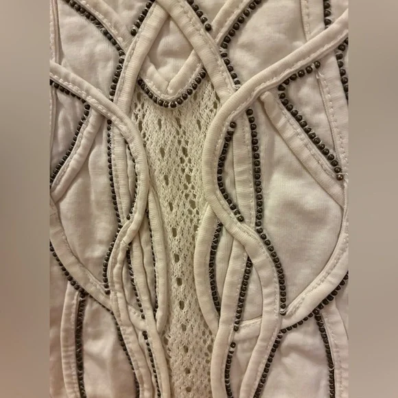 FREE WITH PURCHASE******
Free People Sleeveless Beaded Top READ DESCRIPTION - Picture 2 of 10